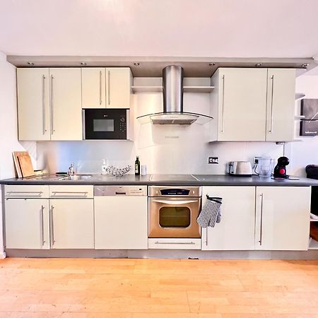 Great River Thames View Entire Apartment In The Most Central London Exterior photo